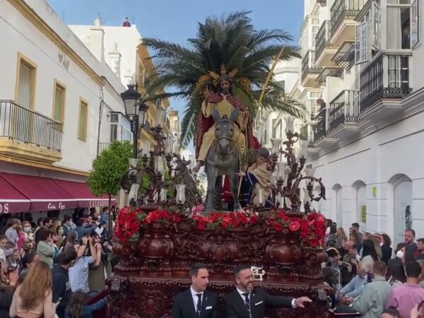 Recorriendo las procesiones de Chiclana de la Frontera